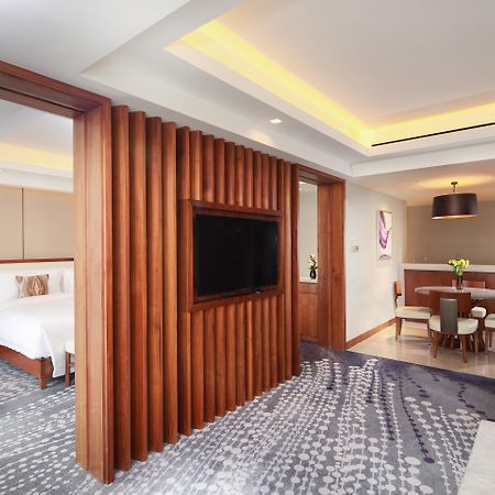 Intercontinental Jinan City Center By Ihg Exterior foto
